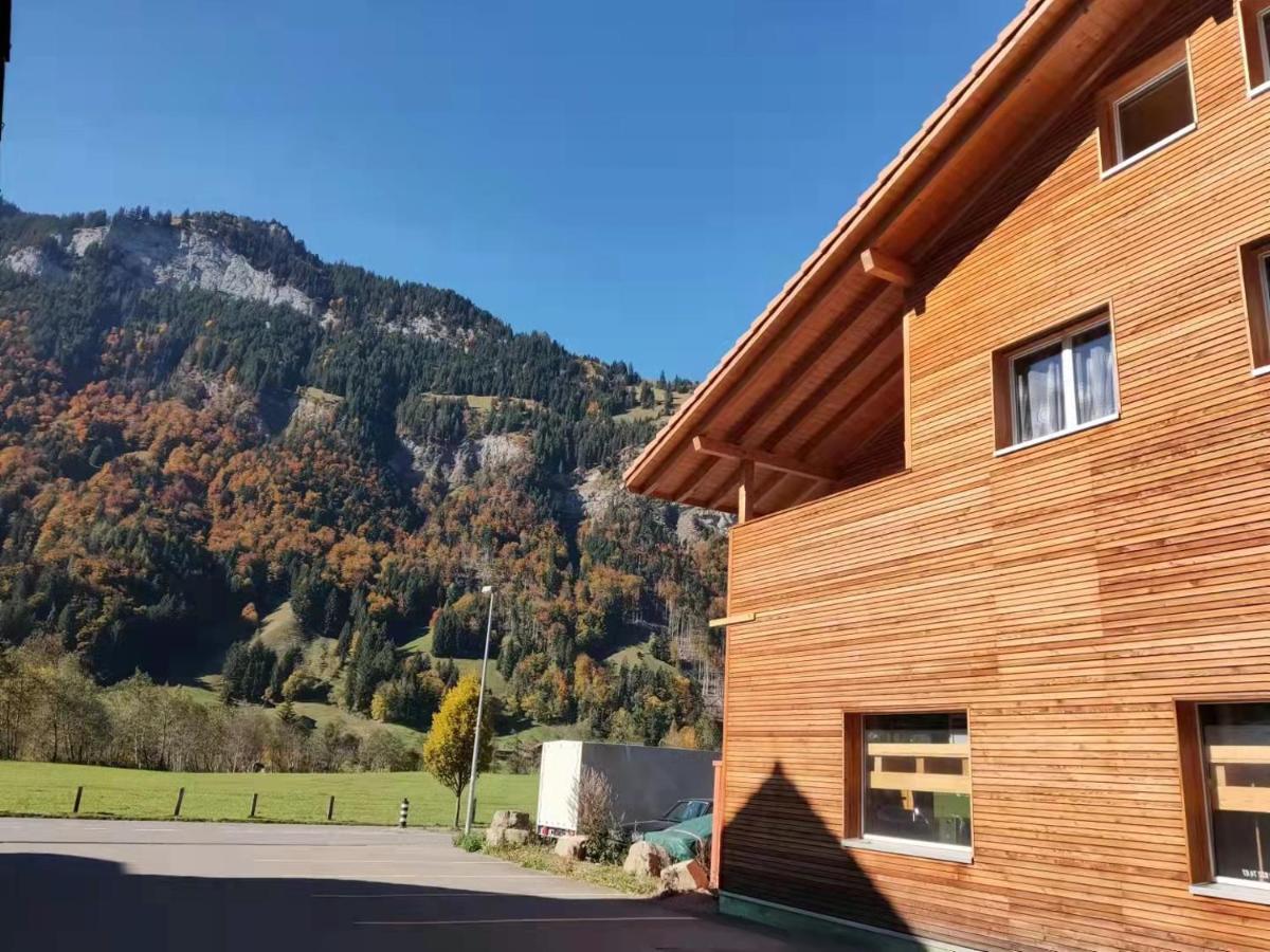 Mountain Oasis Apartment Kandersteg-Adelboden Kandergrund Bagian luar foto